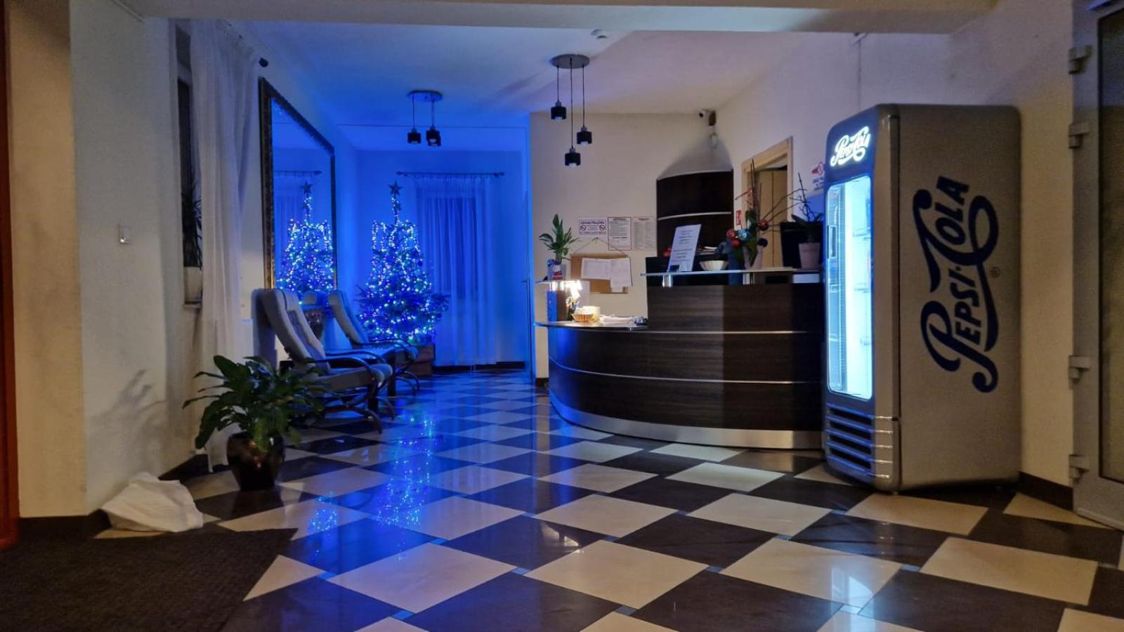 Hotel Salis Величка Экстерьер фото